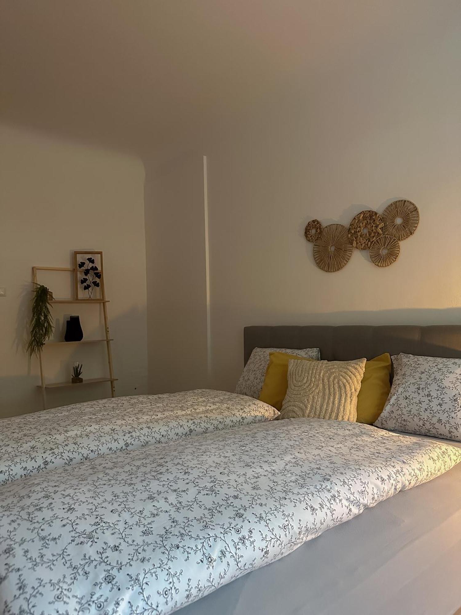 City Retreat In Eisenstadt Zentrum 2 Екстер'єр фото